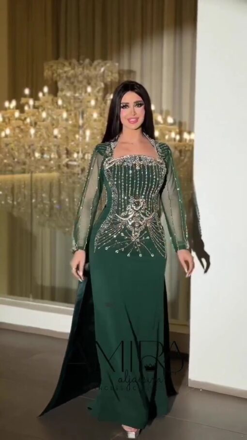 فستان سهرة أخضر