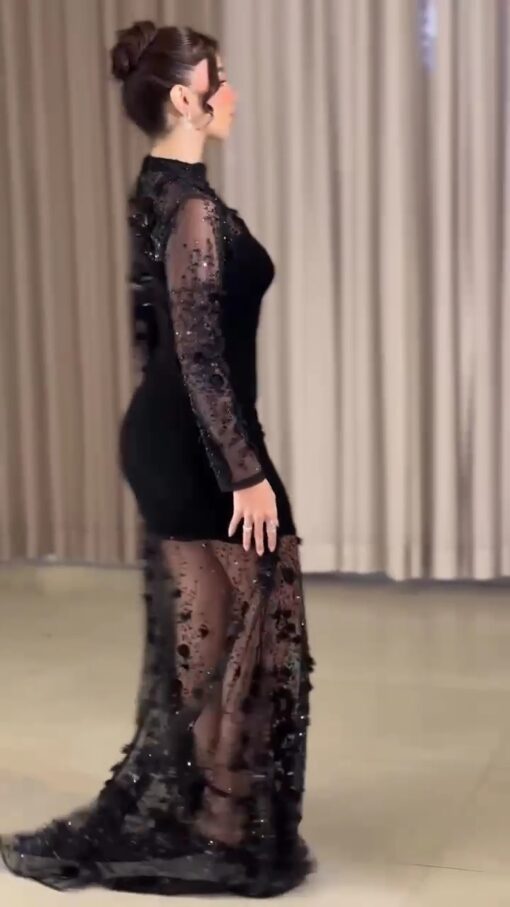 ⁦فستان سهرة لون اسود فخم وأنيق⁩ - الصورة ⁦2⁩