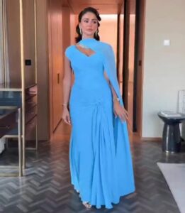 فساتين سهرة ناعمة