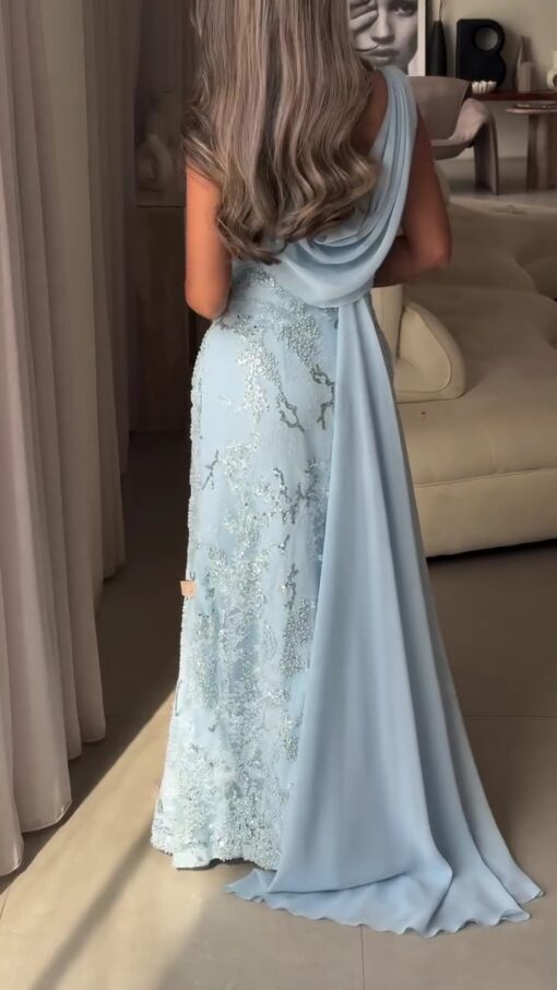 ⁦فستان سماوي فاخر⁩ - الصورة ⁦2⁩