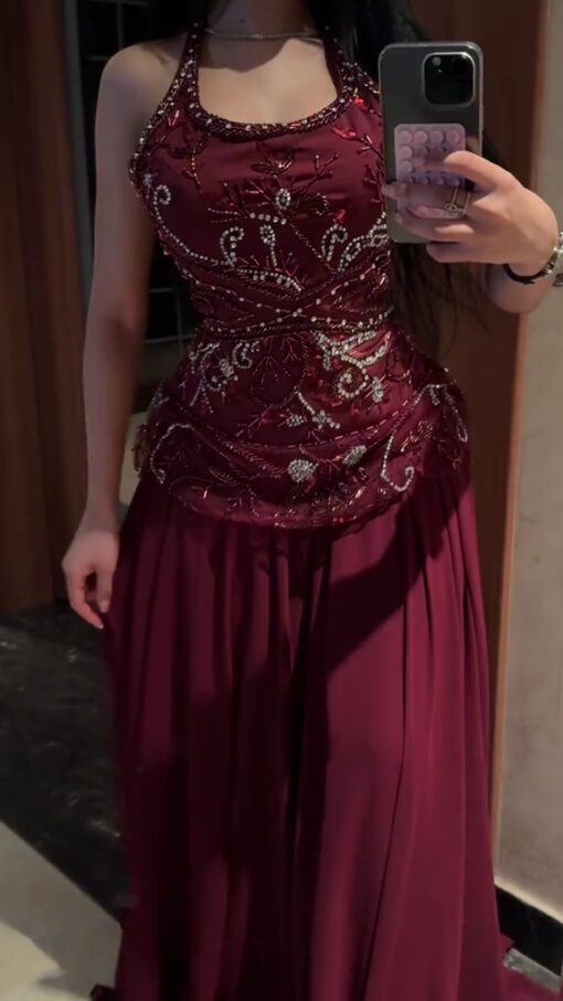 فستان سهرة عنّابي خمري