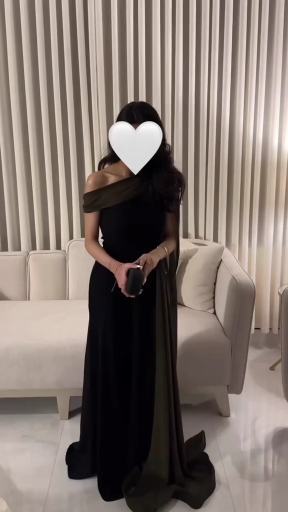 فستان سهرة مخمل - الصورة 14