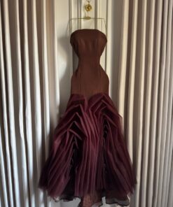 فستان سهرة بلون بني