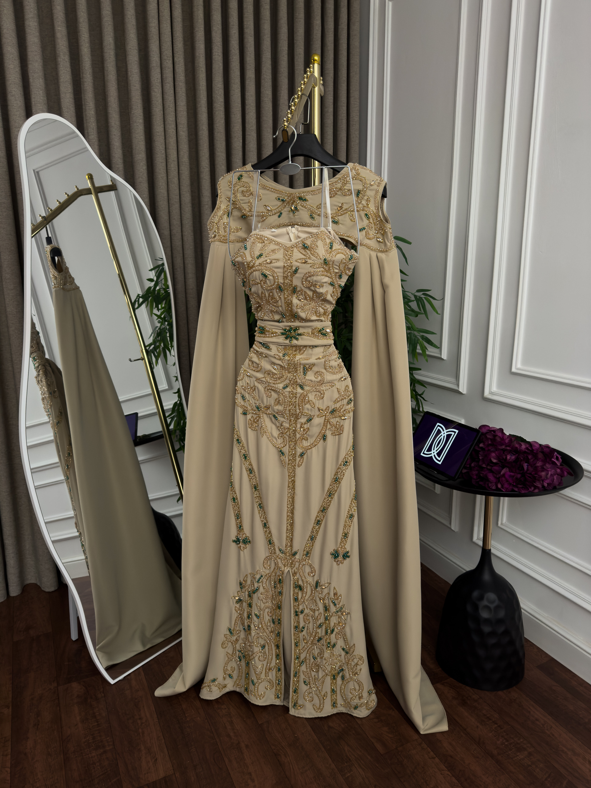 فستان سهرة لون بيج - الصورة 2