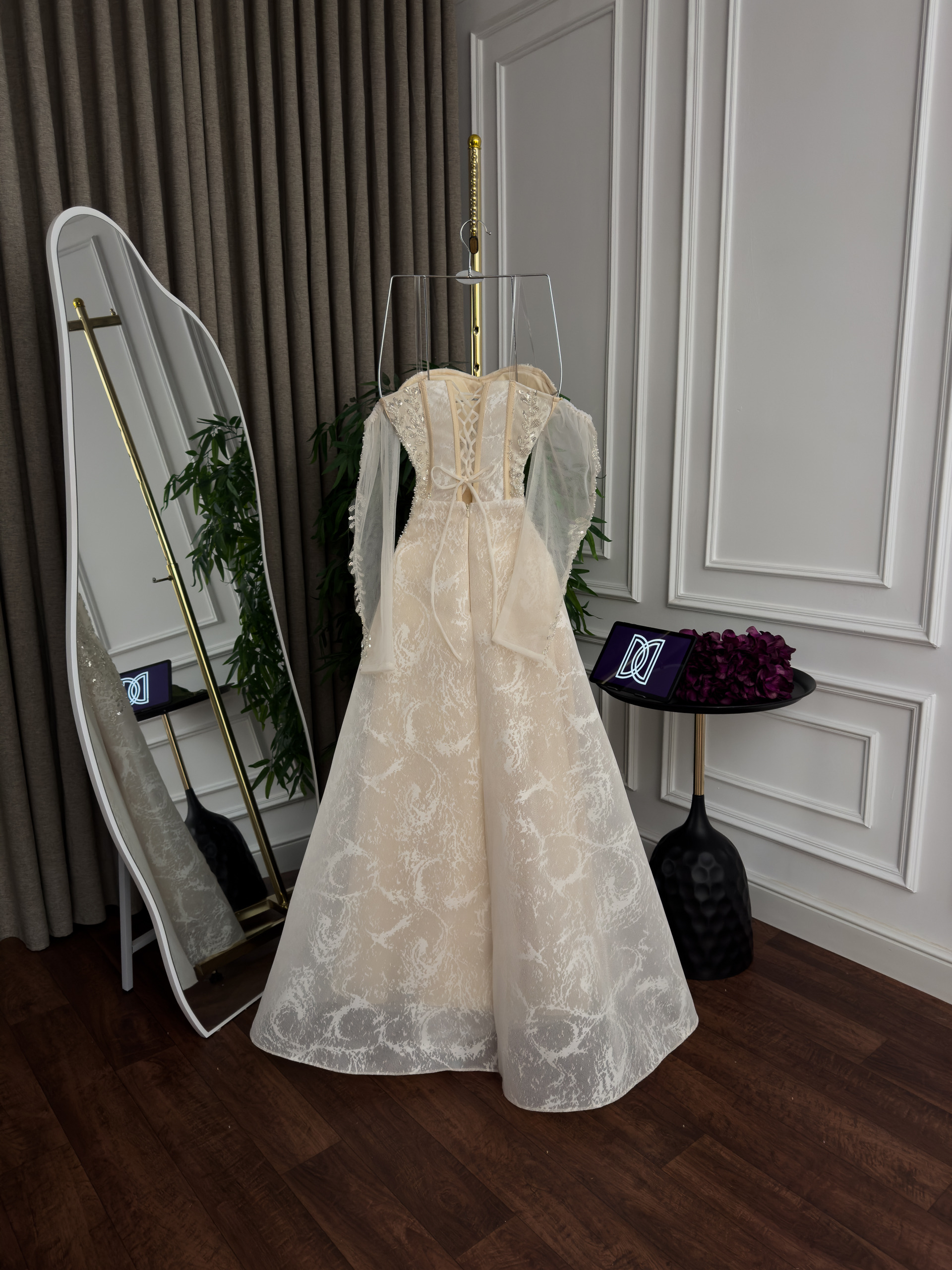 فستان سهرة لون بيج - الصورة 4