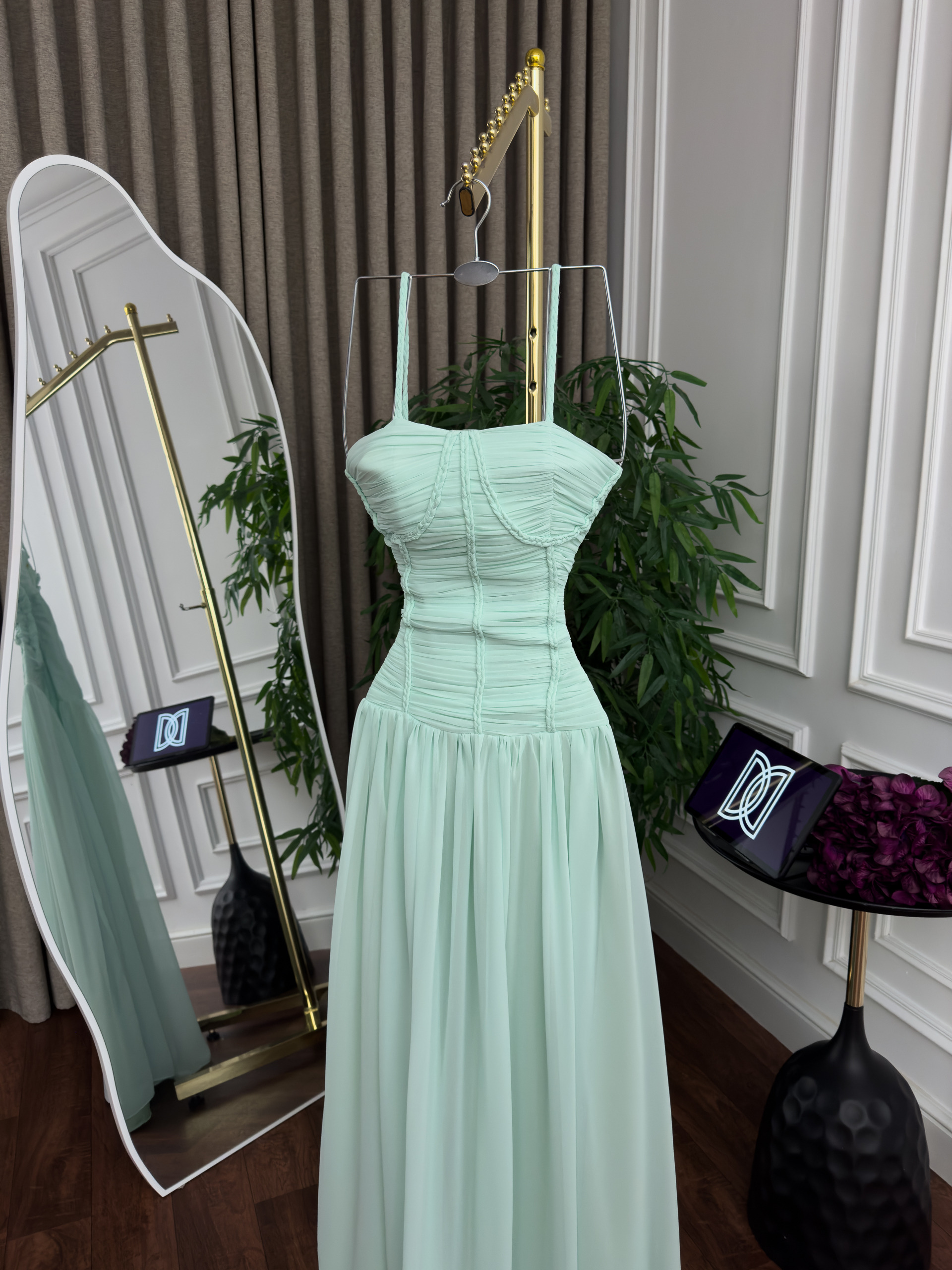 فستان سهرة ناعم - الصورة 2