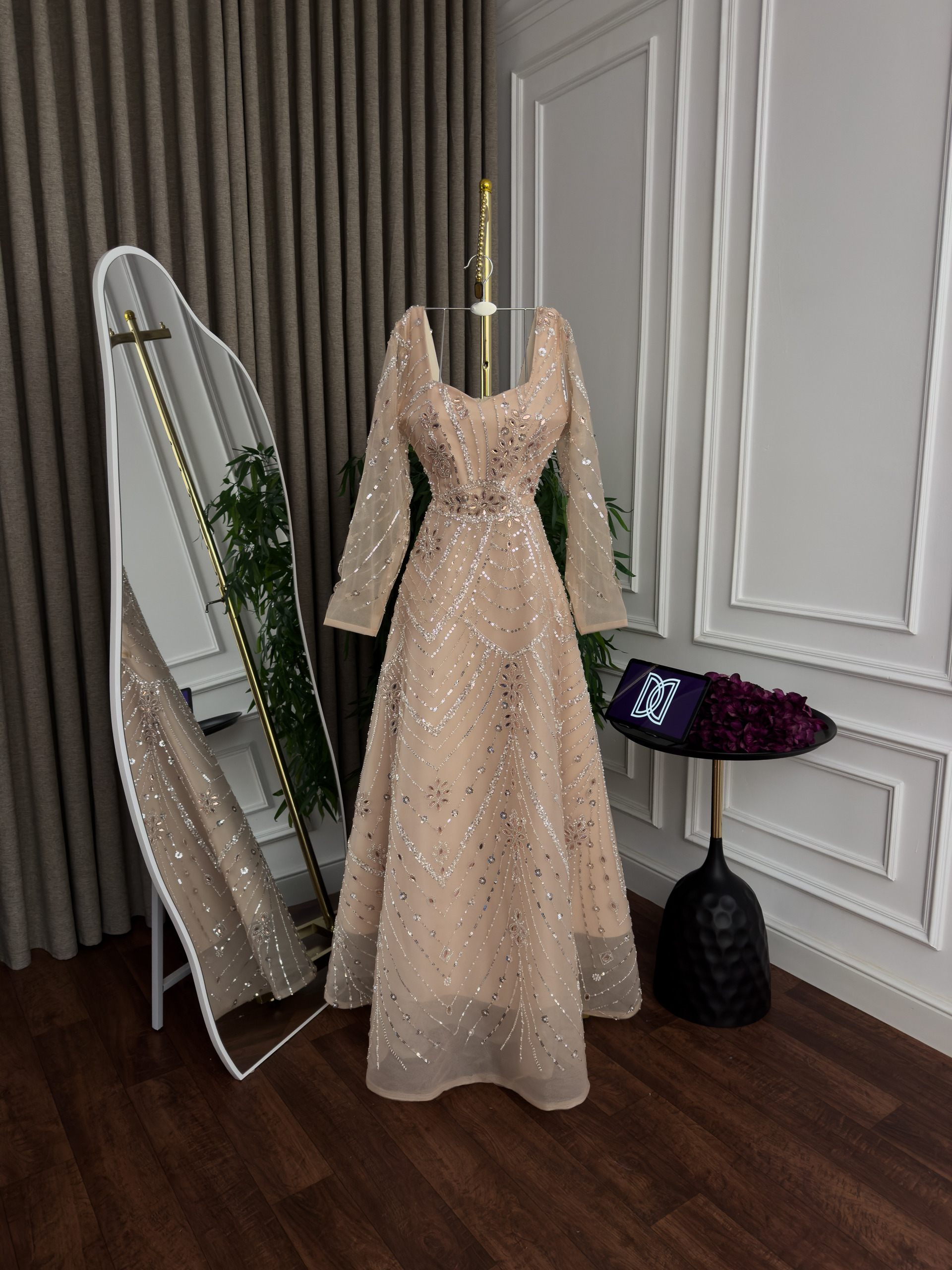 فساتين سهرة فخمة