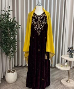 Alternative view of جلابية مخمل