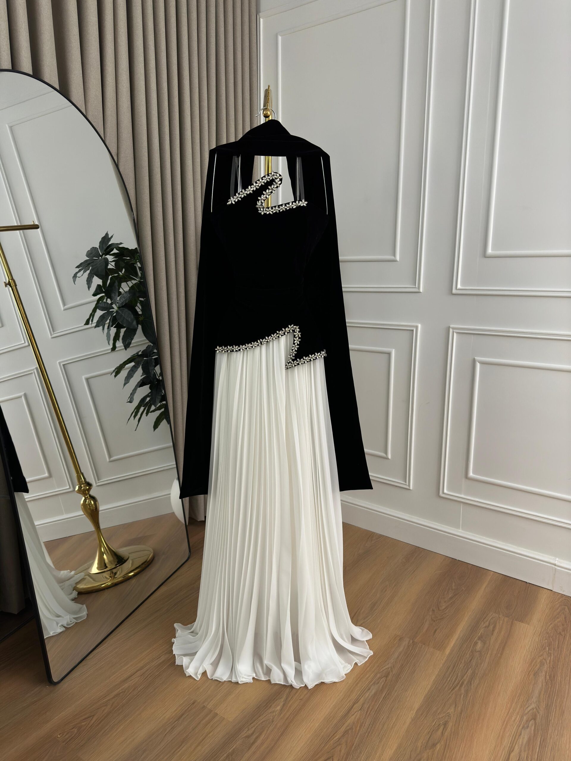 فستان سهرة جوخ - الصورة 5