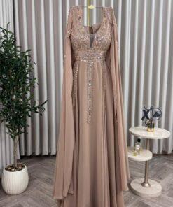 فساتين سهرة ناعمة