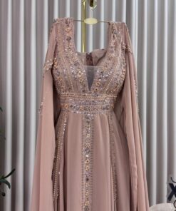 Alternative view of فستان سهرة ملكي بلون بيج