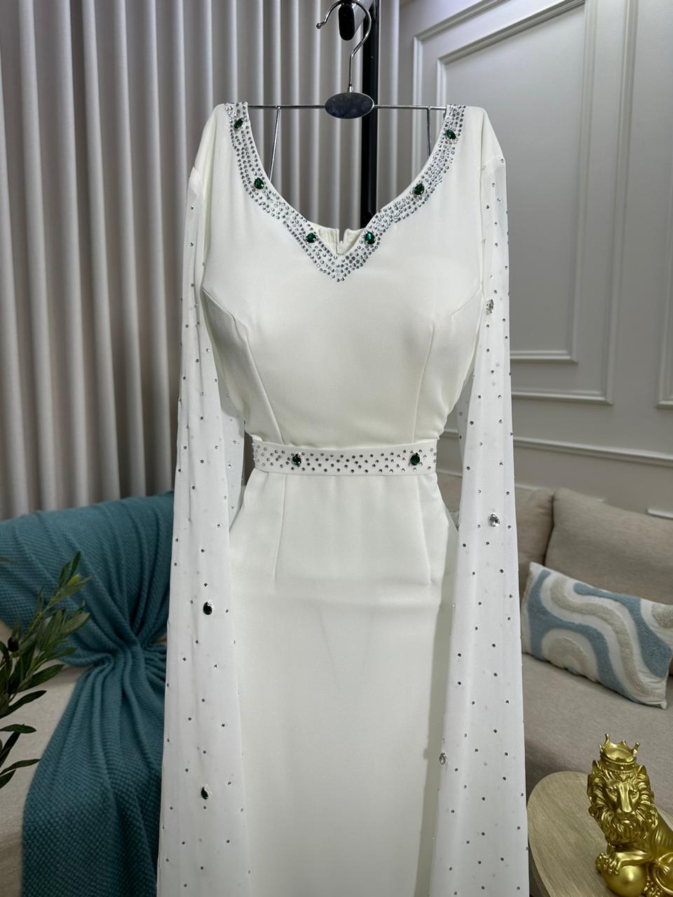 فستان سهرة لون أبيض - الصورة 4
