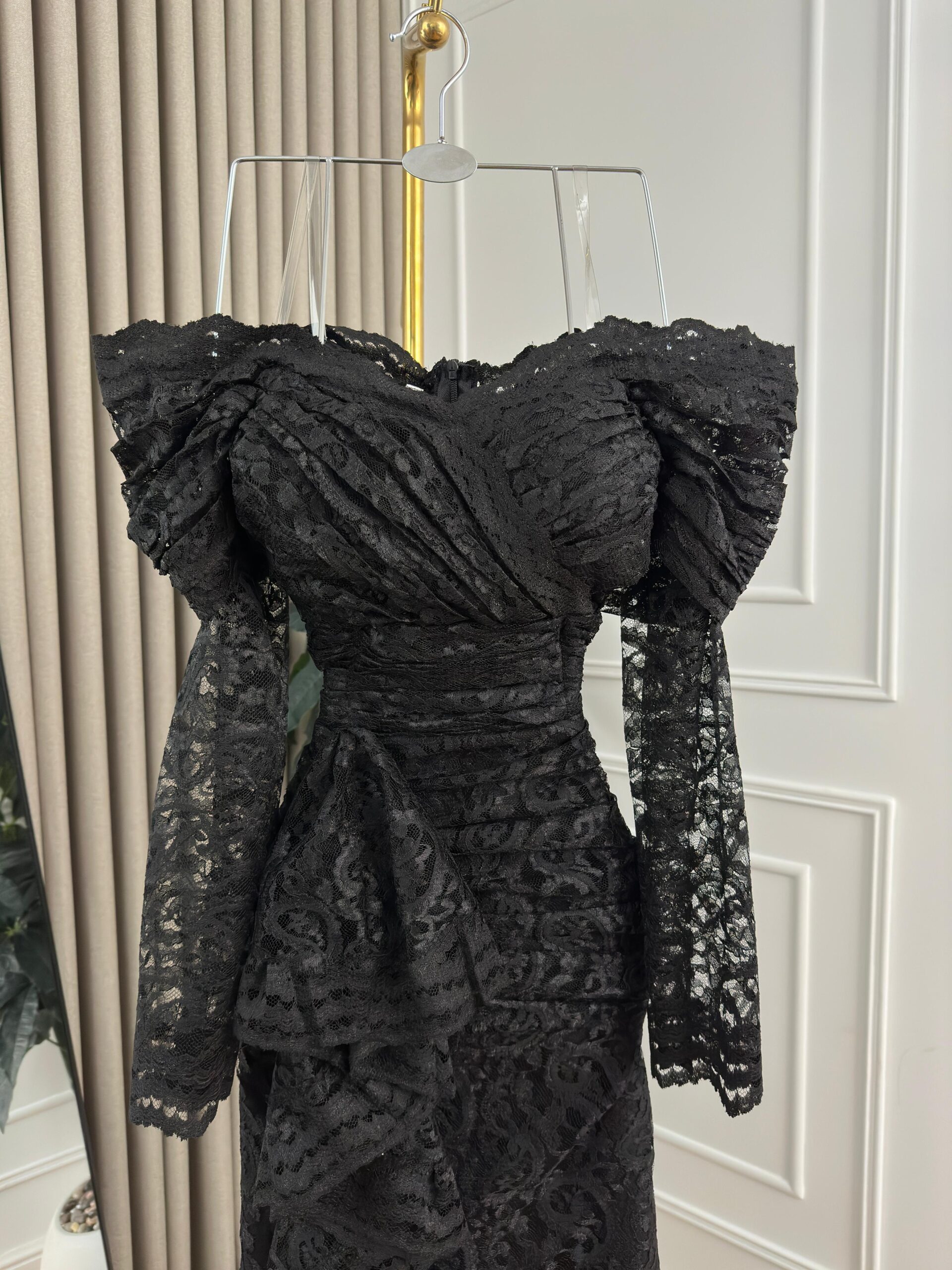 فستان سهرة أسود دانتيل - الصورة 3