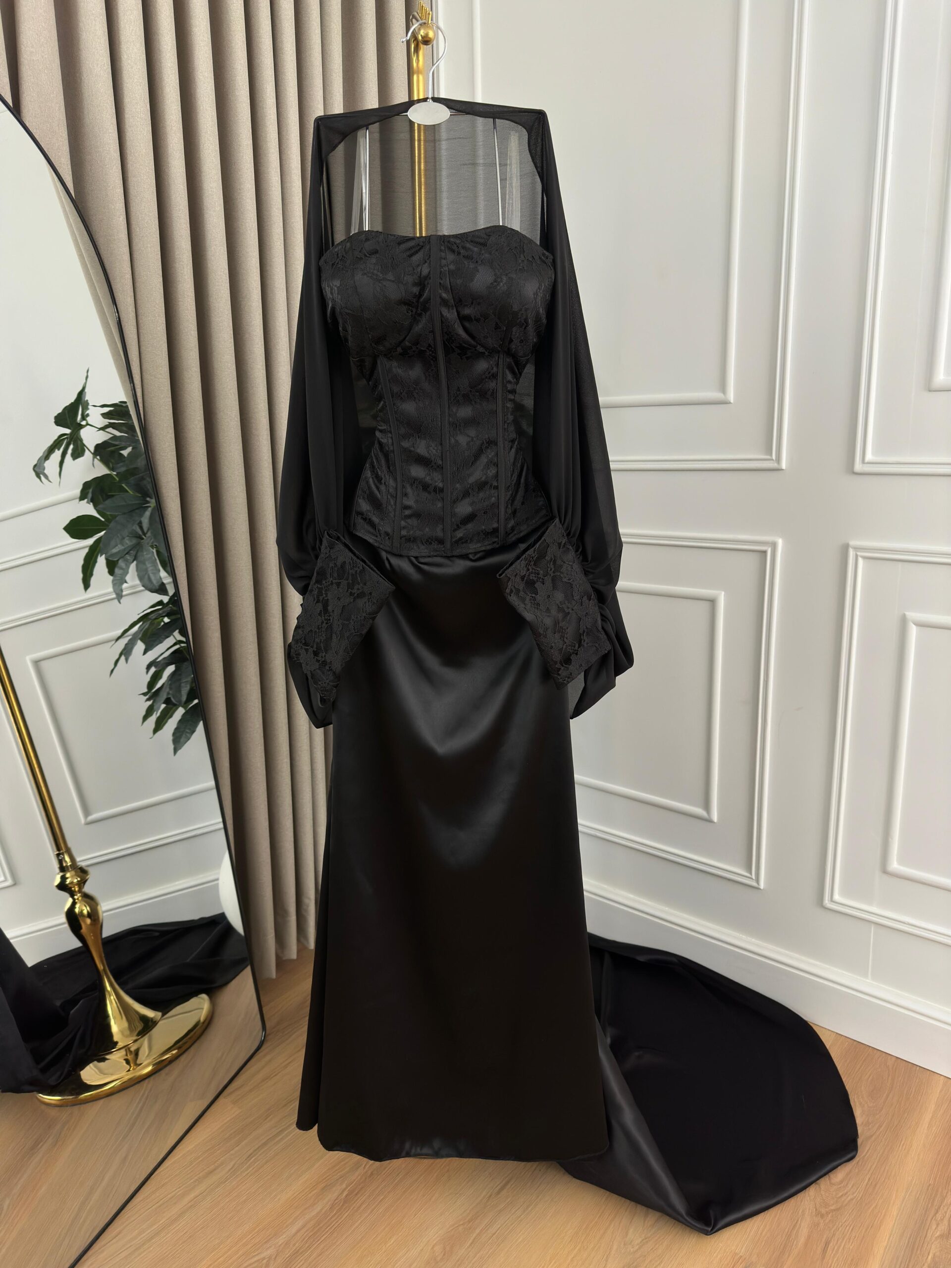 فستان سهرة لون اسود - الصورة 5