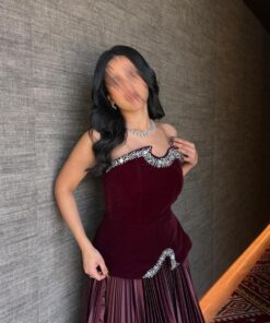 Alternative view of فستان سهرة شتوي جوخ