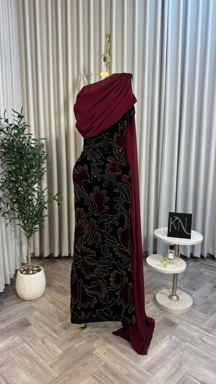 فستان سهرة لون اسود - الصورة 3