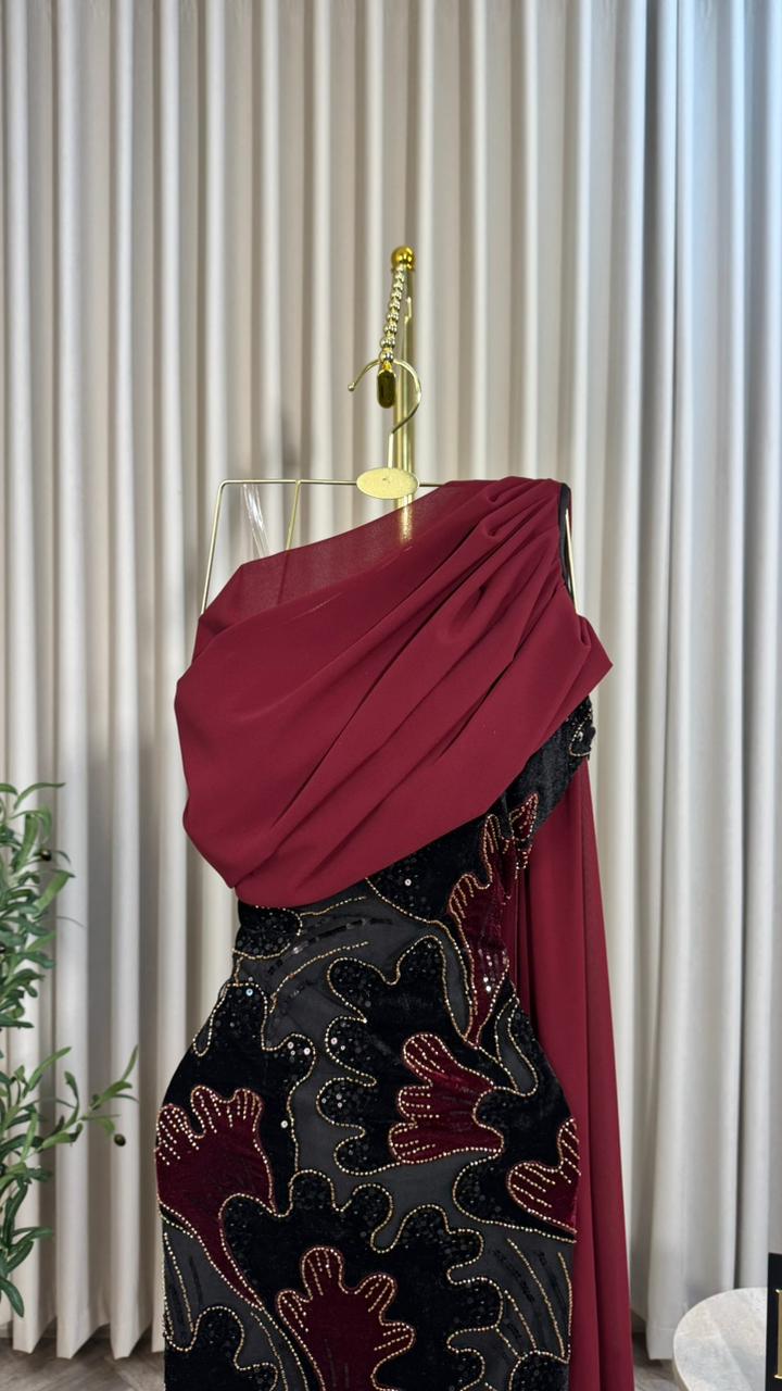 فستان سهرة لون اسود - الصورة 4