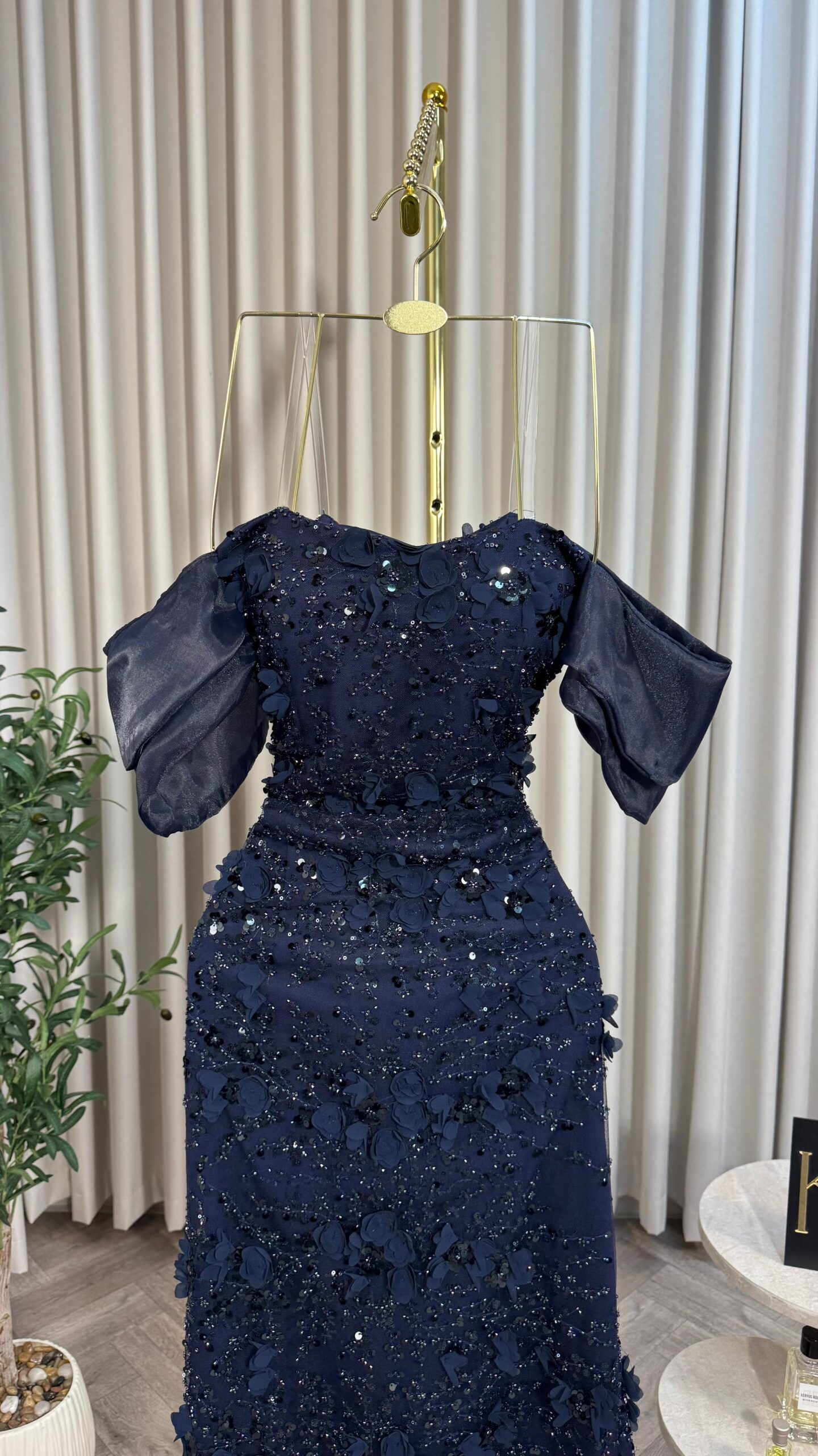 فستان مناسبة فخم وأنيق - الصورة 4