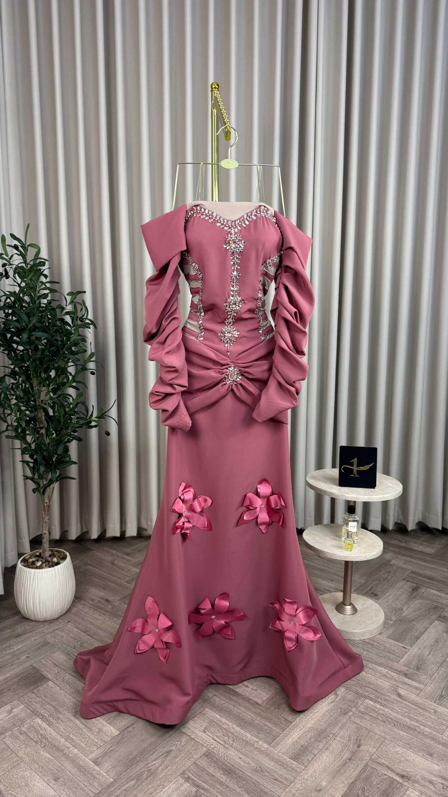 فستان سهرة لون وردي - الصورة 5