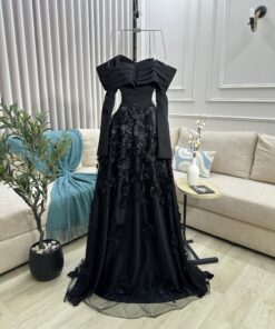 Alternative view of فستان سهرة بلون أسود