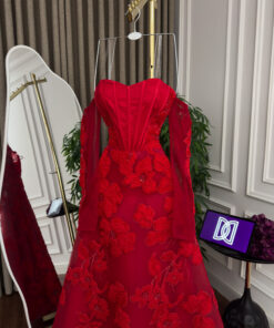 Alternative view of فستان سهرة لون أحمر طويل