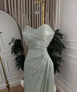 Alternative view of فساتين مناسبات