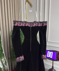 Alternative view of فستان سهرة جوخ طويل