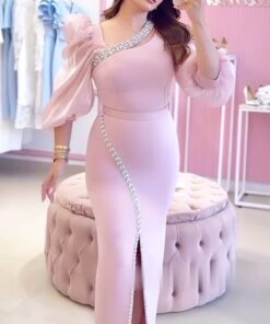 فستان سهرة بلون وردي