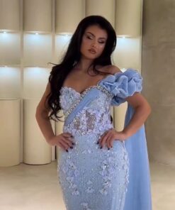 فستان سهرة سماوي