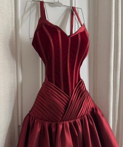 Alternative view of فستان سهرة فخم وأنيق