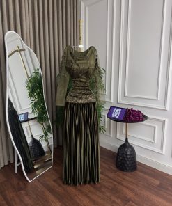 Alternative view of فستان سهرة زيتوني مزخرف بأكمام شيفون