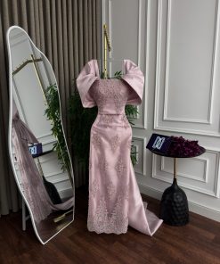 Alternative view of فستان سهرة بلون وردي