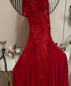 Alternative view of فستان أحمر فاخر إطلالة أنثوية راقية"