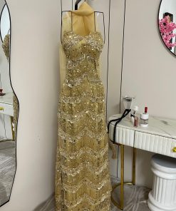 Alternative view of فستان ذهبي فاخر مزين بتفاصيل لامعة