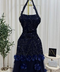 Alternative view of فستان سهرة كحلي فخم بتطريز وزهور ثلاثية الأبعاد