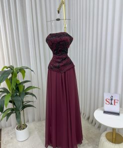 Alternative view of فستان سهرة بوردو مزخرف بالخرز تصميم فخم وأنيق