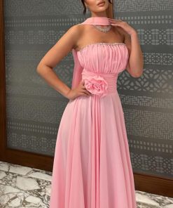 فساتين سهرة لون وردي