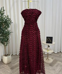 Alternative view of فستان سهرة عنابي مزخرف بالترترتصميم فاخر وأنيق للسهرات والمناسبات