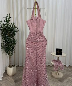 Alternative view of فستان سهرة وردي مزخرف بالترتر  تصميم أنيق ومبهر للمناسبات الخاصة