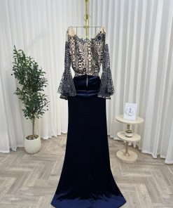 Alternative view of فستان سهرة مخمل كحلي