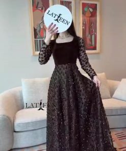 فستان سهرة جوخ بني