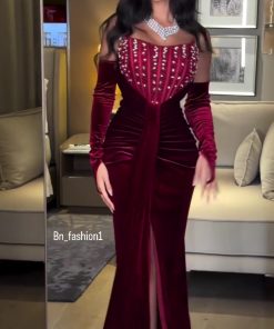 فستان سهرة مخمل