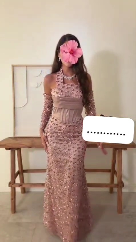 فستان سهرة وردي مزخرف بالترتر – تصميم أنيق ومبهر للمناسبات الخاصة | روزيتا السعودية