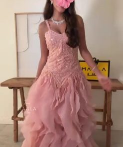 فستان مناسبة لون وردي
