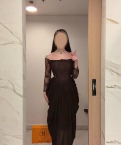 فستان سهرة بني فاخر بتفاصيل دانتيل – متجر روزيتا السعودي