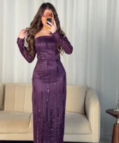 فستان سهرة أرجواني فاخر بتفاصيل لامعة – متجر روزيتا السعودي