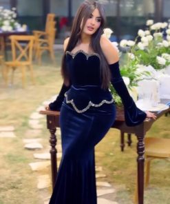 فستان سهرة مخمل