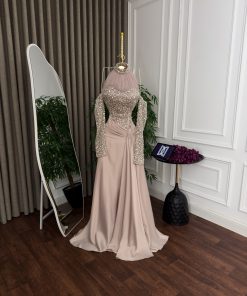 Alternative view of فستان سهرة بلون وردي