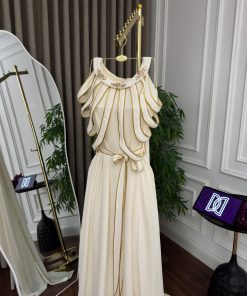 Alternative view of جلابية مناسبة ناعمة