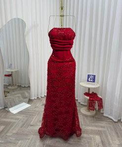 Alternative view of فستان سهرة لون أحمر طويل